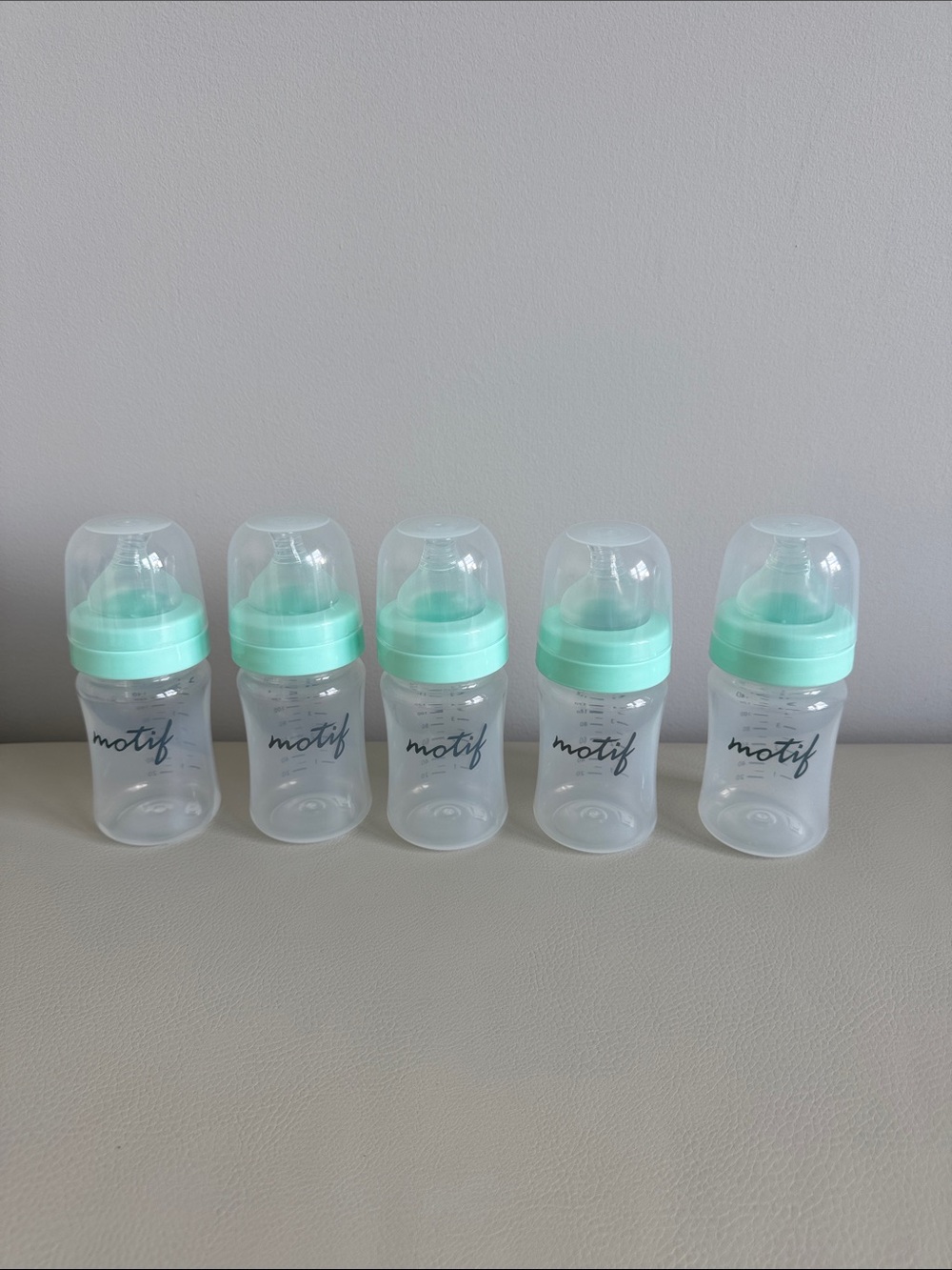 ✨Motif Baby Bottles - Set of 5, Mint Caps✨